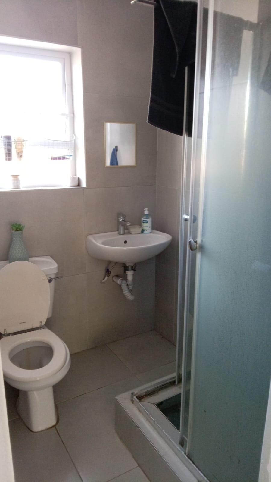 To Let 2 Bedroom Property for Rent in Charlo Eastern Cape